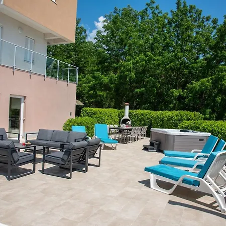 Willa Sveti Petar - With Heated Pool And Outdoor Jacuzzi