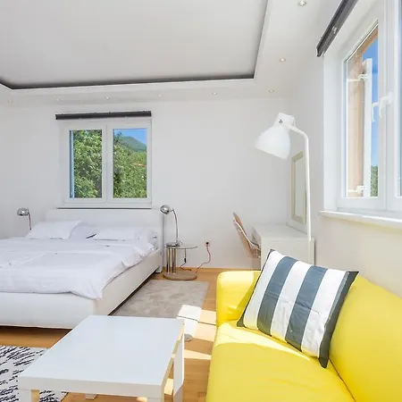 Sveti Petar - With Heated Pool And Outdoor Jacuzzi Willa