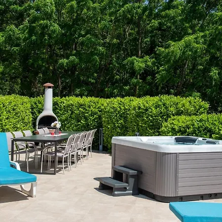 Sveti Petar - With Heated Pool And Outdoor Jacuzzi * オパティヤ