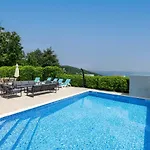 Sveti Petar - With Heated Pool And Outdoor Jacuzzi Vilă *