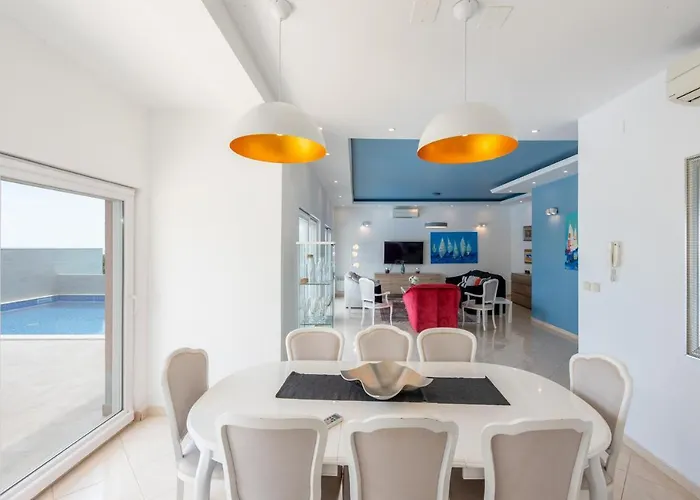 Sveti Petar - With Heated Pool And Outdoor Jacuzzi 빌라 *