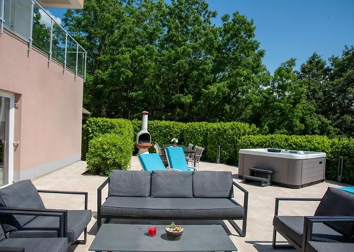 빌라 Sveti Petar - With Heated Pool And Outdoor Jacuzzi *